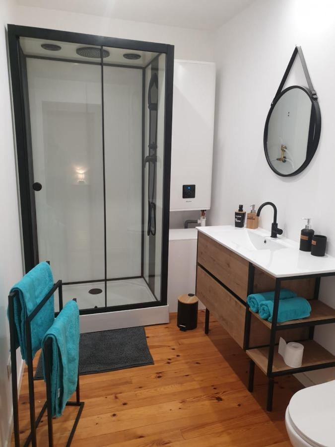 Égliseneuve-dʼEntraigues Sas Road Runner Cafe B&B 외부 사진